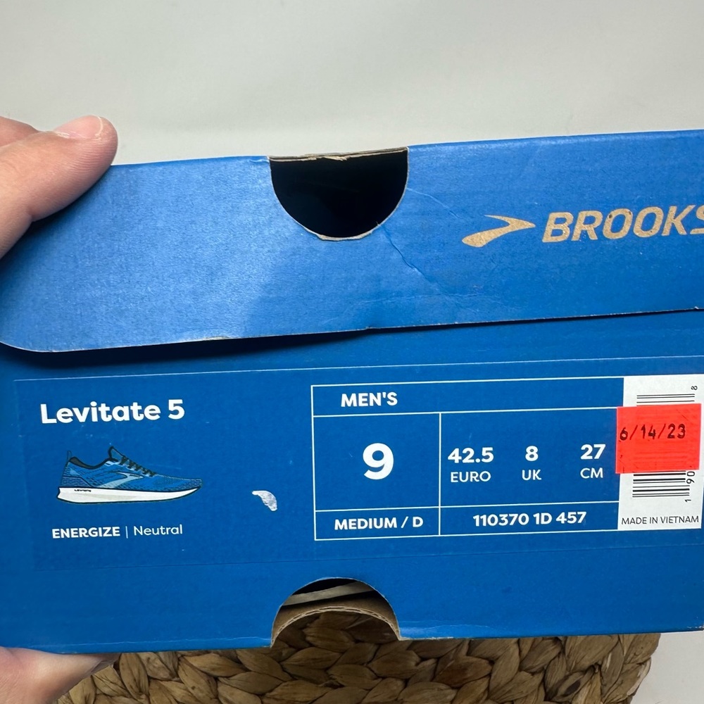 New BROOKS Levitate 5 Running Shoes Blue India Ink White Size 9 Men's - Picture 10 of 10